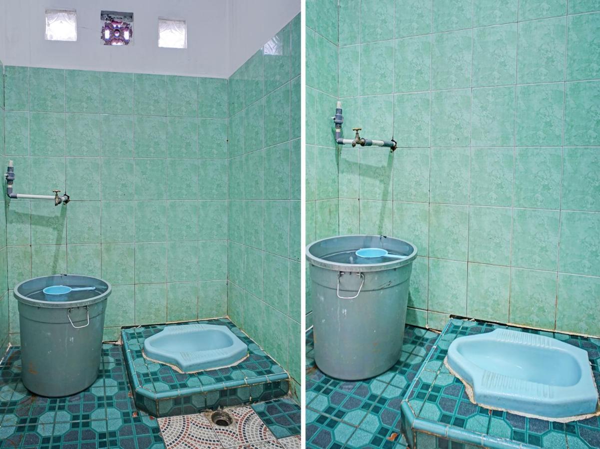 Oyo 90209 Dk Singarimbun Berastagi Homestay Екстериор снимка